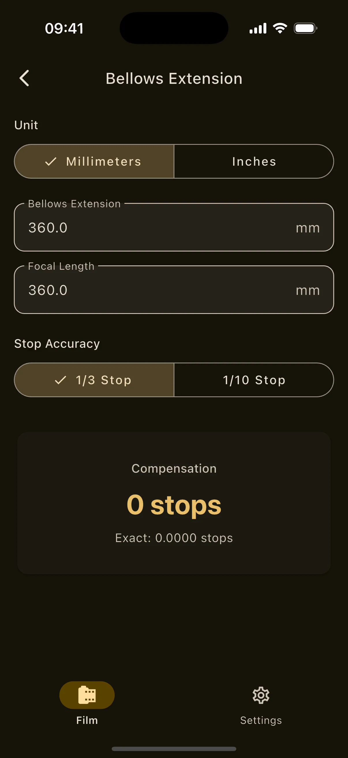 Bellows extension calculator on iPhone with extension and focal length inputs and the result in stops.
