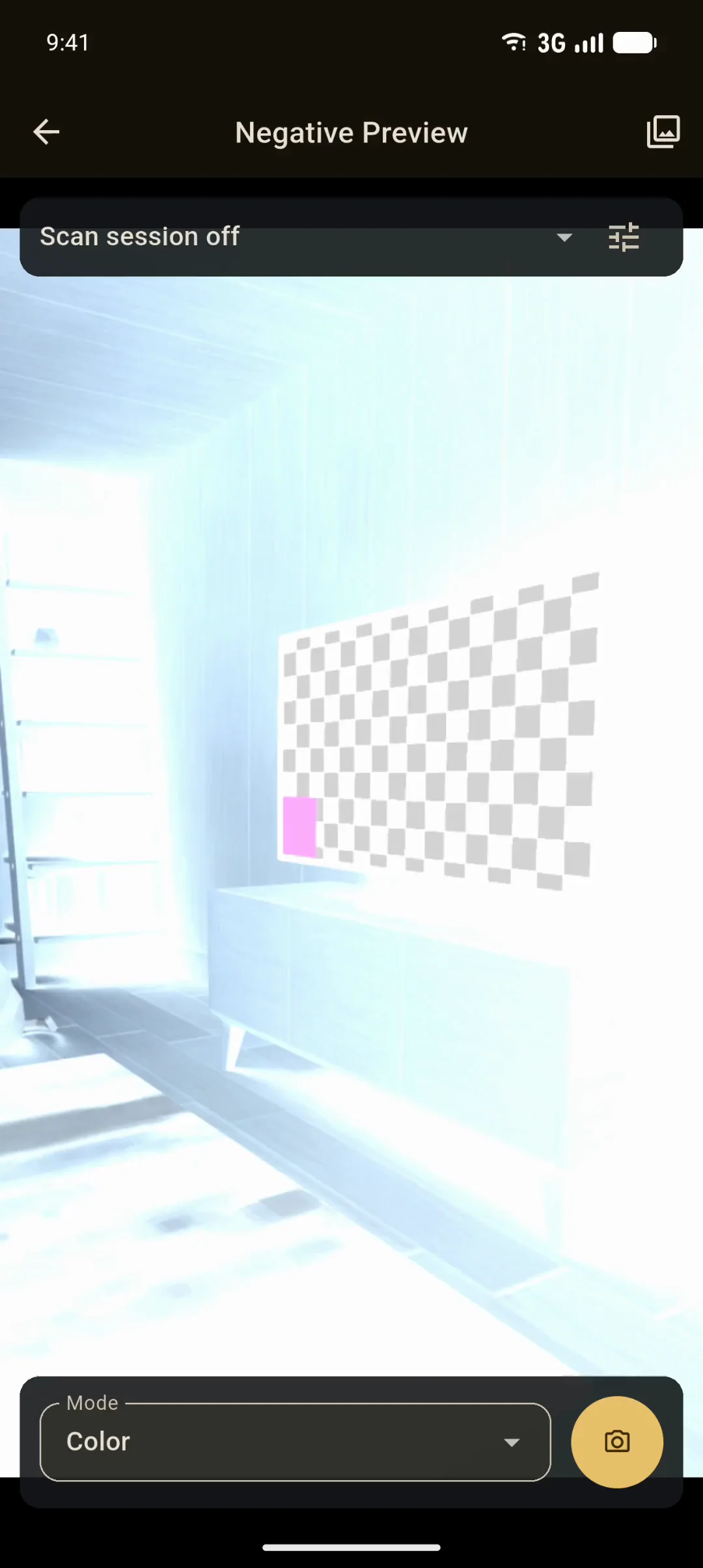 Negative Preview on Android, recorded on the current build: the scan session control, the live inverted preview, the mode selector and a frame captured.
